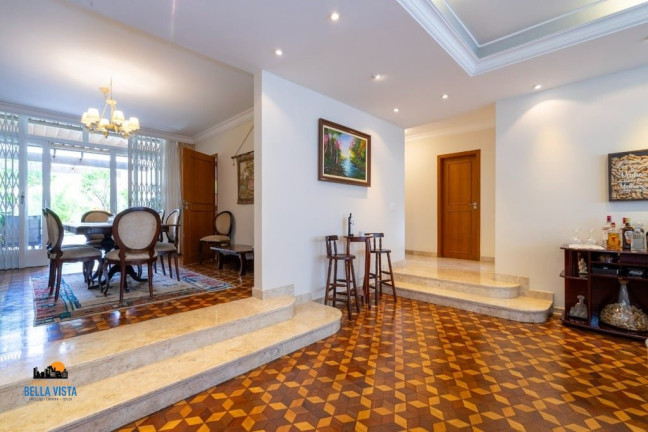 Imagem Casa com 4 Quartos à Venda, em Moema - São Paulo Imagem Casa com 4 Quartos à Venda, em Moema - São Paulo