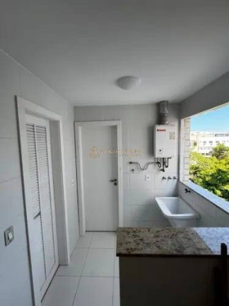 Imagem Cobertura com 3 Quartos à Venda, 180 m² em Recreio Dos Bandeirantes - Rio De Janeiro Imagem Cobertura com 3 Quartos à Venda, 180 m² em Recreio Dos Bandeirantes - Rio De Janeiro