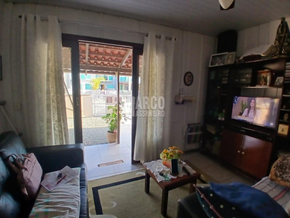 Imagem Casa com 2 Quartos à Venda, 334 m² em Salinas - Balneário Barra Do Sul Imagem Casa com 2 Quartos à Venda, 334 m² em Salinas - Balneário Barra Do Sul