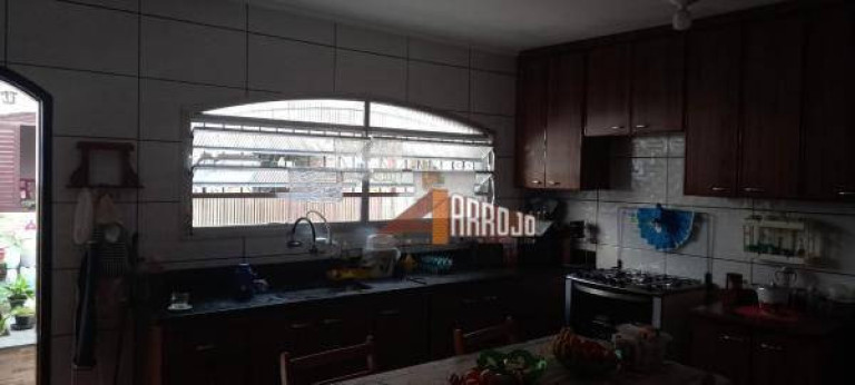 Imagem Sobrado com 3 Quartos à Venda, 243 m² em Jardim Paraventi - Guarulhos Imagem Sobrado com 3 Quartos à Venda, 243 m² em Jardim Paraventi - Guarulhos
