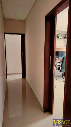 Imagem Casa com 3 Quartos à Venda,  em Centro - Jacareí