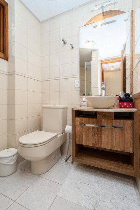 Imagem Imóvel com 2 Quartos à Venda, 79 m² em Praia De Belas - Porto Alegre Imagem Imóvel com 2 Quartos à Venda, 79 m² em Praia De Belas - Porto Alegre