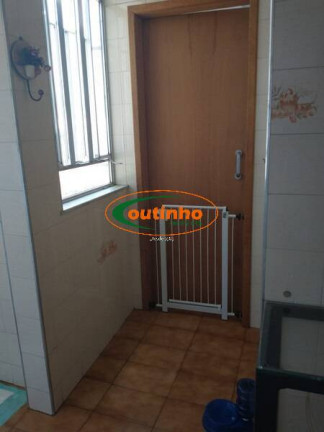 Imagem Apartamento com 2 Quartos à Venda, 72 m² em Grajaú - Rio De Janeiro Imagem Apartamento com 2 Quartos à Venda, 72 m² em Grajaú - Rio De Janeiro