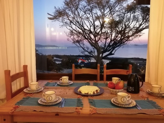 Imagem Sobrado com 3 Quartos à Venda, 200 m² em Ponta Das Canas - Florianópolis Imagem Sobrado com 3 Quartos à Venda, 200 m² em Ponta Das Canas - Florianópolis