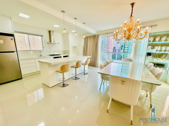 Imagem Apartamento com 3 Quartos à Venda, 115 m² em Centro - Balneário Camboriú