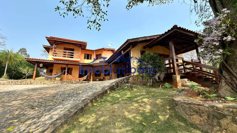 Imagem Chácara com 3 Quartos à Venda, 2 m² em Centro - Piracaia Imagem Chácara com 3 Quartos à Venda, 2 m² em Centro - Piracaia