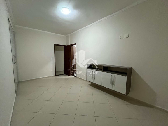 Imagem Casa com 5 Quartos à Venda, 368 m² em Marapé - Santos