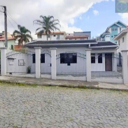 Casa com 5 Quartos à Venda, 166 m² em Nova Rússia - Ponta Grossa
