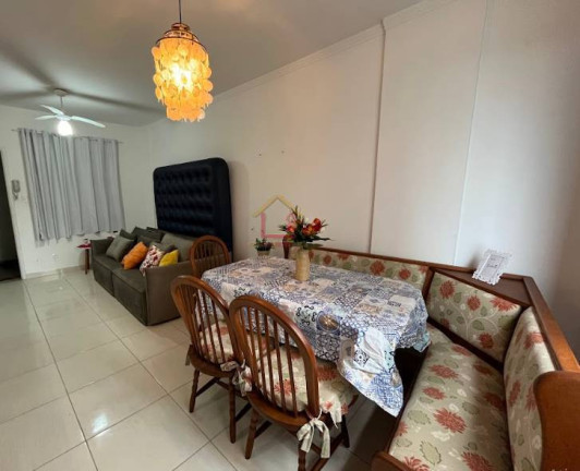 Kitnet com 1 Quarto à Venda, 38 m²