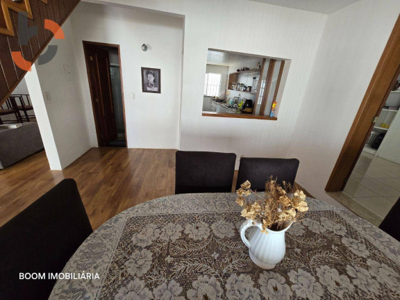 Imagem Casa com 3 Quartos à Venda, 215 m² em Caonze - Nova Iguaçu