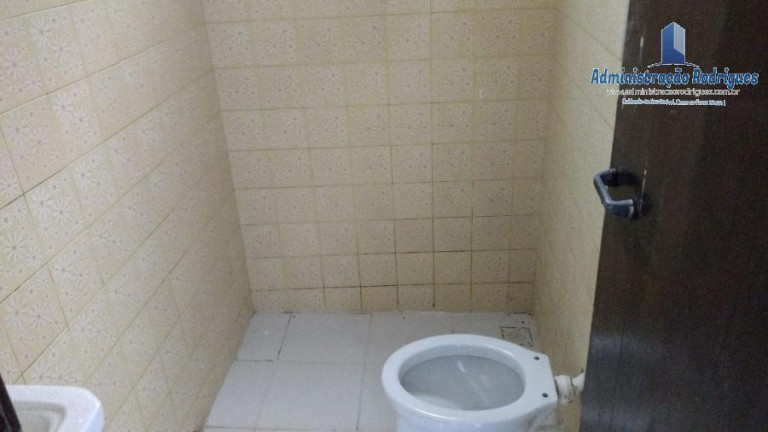 Imagem Casa com 1 Quarto à Venda, em Baldeador - Niterói Imagem Casa com 1 Quarto à Venda, em Baldeador - Niterói