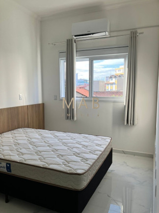 Imagem Imóvel com 2 Quartos à Venda, 77 m² em Ingleses Do Rio Vermelho - Florianópolis