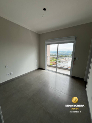 Imagem Casa com 3 Quartos à Venda, 195 m² em Jardim Dos Pinheiros - Atibaia Imagem Casa com 3 Quartos à Venda, 195 m² em Jardim Dos Pinheiros - Atibaia