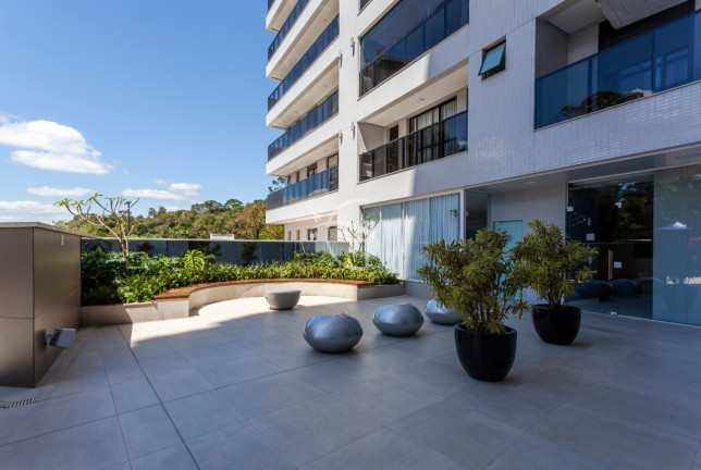 Imagem Apartamento com 2 Quartos à Venda, 95 m² em Atiradores - Joinville