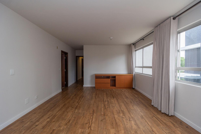 Imagem Apartamento com 2 Quartos para Alugar, 116 m² em água Verde - Curitiba