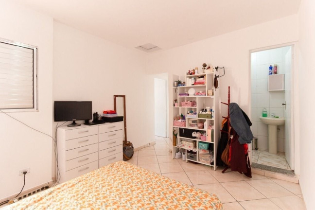 Imagem Casa com 4 Quartos à Venda, 120 m² em Vila Paranaguá - São Paulo
