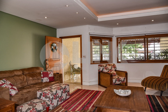 Imagem Sobrado com 3 Quartos à Venda, 247 m² em Ecoville - Porto Alegre