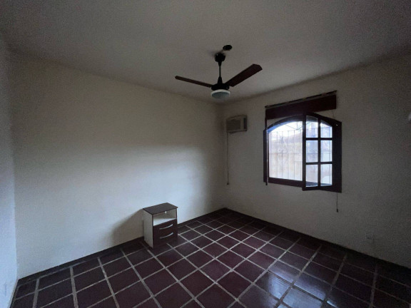 Imagem Casa com 4 Quartos à Venda, em Balneario São Pedro - São Pedro Da Aldeia Imagem Casa com 4 Quartos à Venda, em Balneario São Pedro - São Pedro Da Aldeia