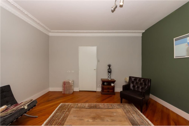 Imagem Casa com 6 Quartos à Venda, 220 m² em Jardim Paulista - São Paulo Imagem Casa com 6 Quartos à Venda, 220 m² em Jardim Paulista - São Paulo