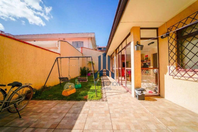 Imagem Sobrado com 5 Quartos à Venda, 267 m² em Seminário - Curitiba