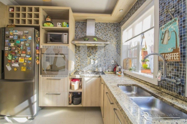 Imagem Imóvel com 3 Quartos à Venda, 280 m² em Chácara Das Pedras - Porto Alegre