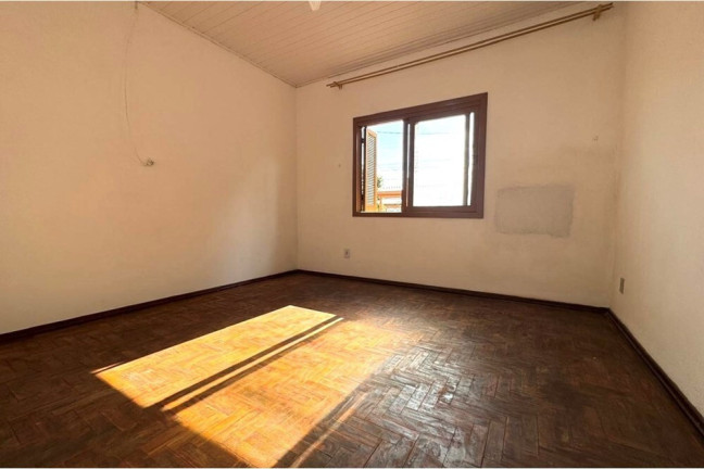 Imagem Casa com 3 Quartos à Venda, 192 m² em Sarandi - Porto Alegre