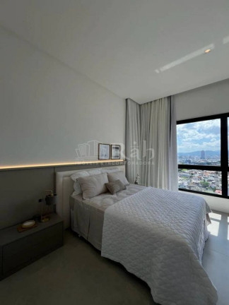 Imagem Cobertura com 4 Quartos à Venda, 264 m² em Centro - Balneário Camboriú