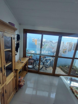 Imagem Casa com 2 Quartos à Venda, 64 m² em Areal - Pelotas