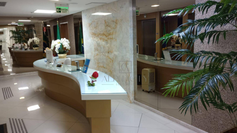 Imagem Sala Comercial à Venda ou Locação, 830 m² em Alphaville Empresarial - Barueri Imagem Sala Comercial à Venda ou Locação, 830 m² em Alphaville Empresarial - Barueri