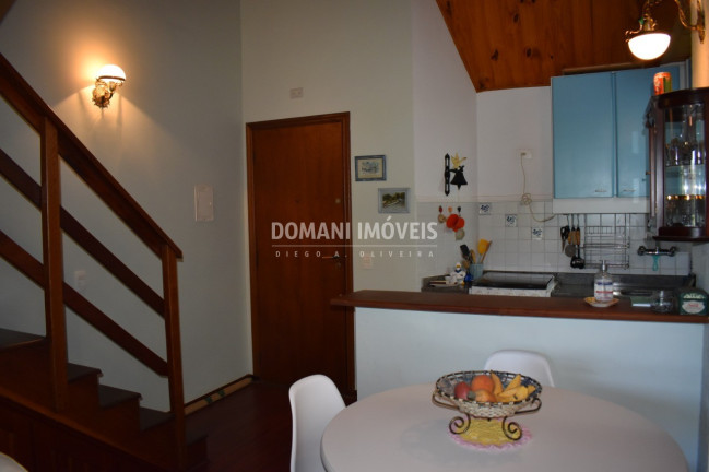 Imagem Imóvel com 1 Quarto à Venda, 60 m² em Região Do Alto Do Capivari - Campos Do Jordão