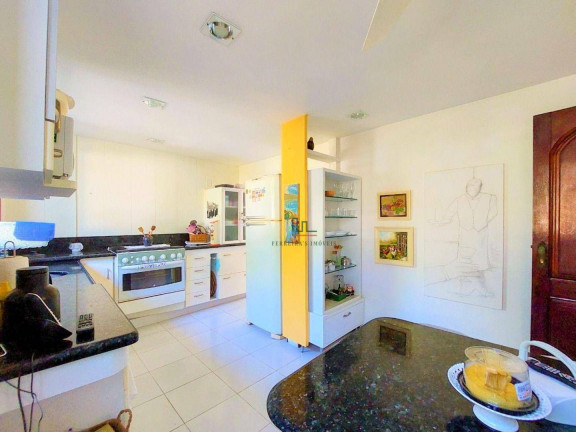 Imagem Casa com 6 Quartos à Venda, 500 m² em Itaipu - Niterói Imagem Casa com 6 Quartos à Venda, 500 m² em Itaipu - Niterói