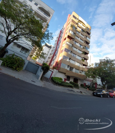 Imagem Apartamento com 3 Quartos à Venda, 125 m² em América - Joinville
