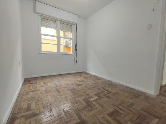 Imagem Imóvel com 2 Quartos à Venda, 51 m² em Cristal - Porto Alegre Imagem Imóvel com 2 Quartos à Venda, 51 m² em Cristal - Porto Alegre