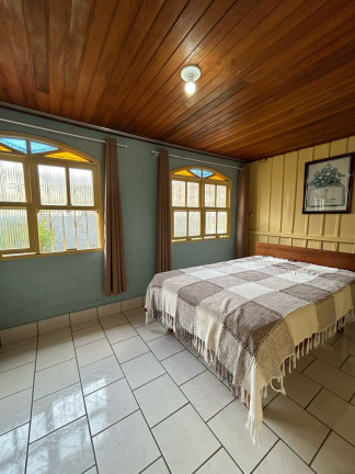 Imagem Imóvel com 3 Quartos para Temporada, em Enseada Da Pinheira - Palhoça Imagem Imóvel com 3 Quartos para Temporada, em Enseada Da Pinheira - Palhoça