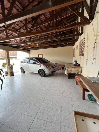 Imagem Casa com 4 Quartos à Venda, 348 m² em Shangri-la - Pontal Do Paraná