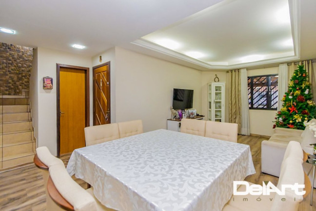 Imagem Sobrado com 3 Quartos à Venda, 232 m² em Capão Da Imbuia - Curitiba
