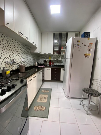 Imagem Sobrado com 3 Quartos à Venda, 108 m² em Xaxim - Curitiba