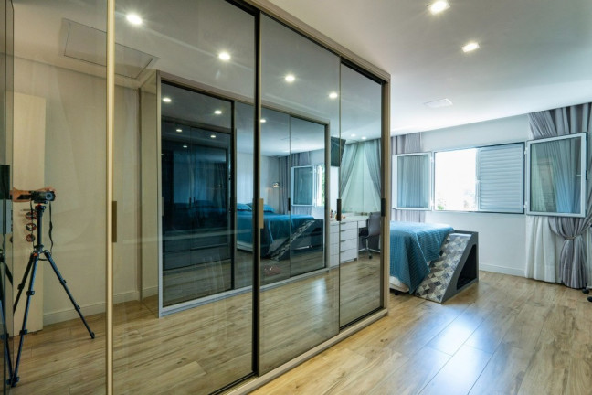 Imagem Casa com 5 Quartos à Venda, 250 m² em Jardim Umuarama - São Paulo