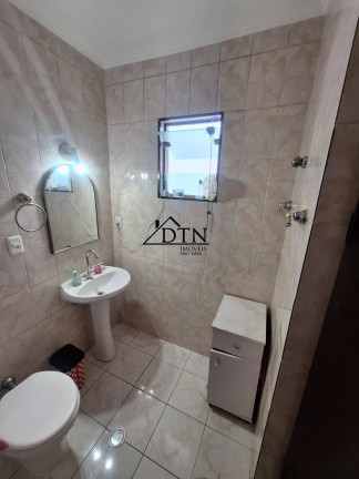 Imagem Casa com 3 Quartos à Venda, 141 m² em Vila Scarpelli - Santo André Imagem Casa com 3 Quartos à Venda, 141 m² em Vila Scarpelli - Santo André