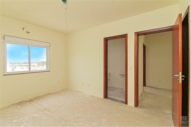 Imagem Casa com 3 Quartos à Venda,  em Hípica - Porto Alegre