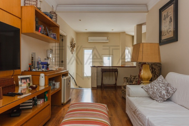 Imagem Casa com 3 Quartos à Venda, 332 m² em Jardim Paulistano - São Paulo