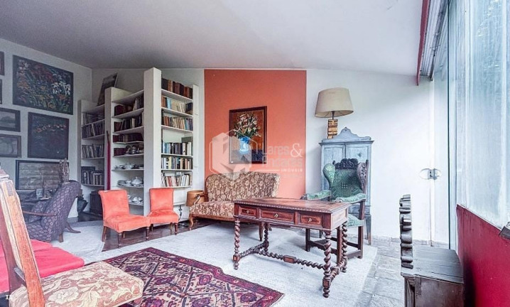 Imagem Casa com 3 Quartos à Venda, 307 m² em Pacaembu - São Paulo