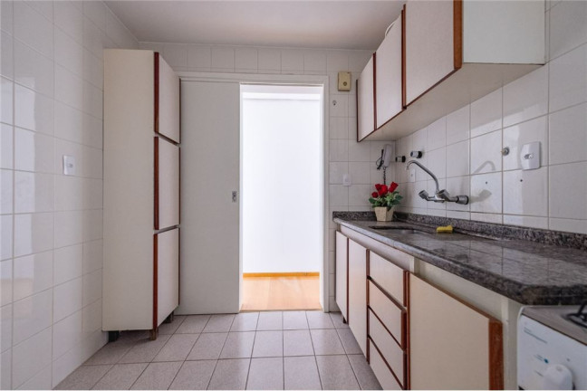 Imagem Imóvel com 2 Quartos à Venda,  em Centro - Florianópolis