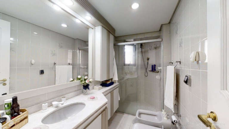 Imagem Imóvel com 4 Quartos à Venda, 273 m² em Campo Belo - São Paulo Imagem Imóvel com 4 Quartos à Venda, 273 m² em Campo Belo - São Paulo