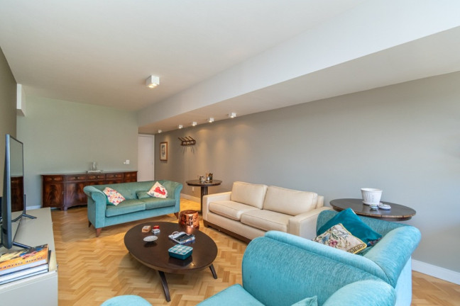 Apartamento com 3 Quartos à Venda, 120 m² em Moinhos De Vento - Porto Alegre