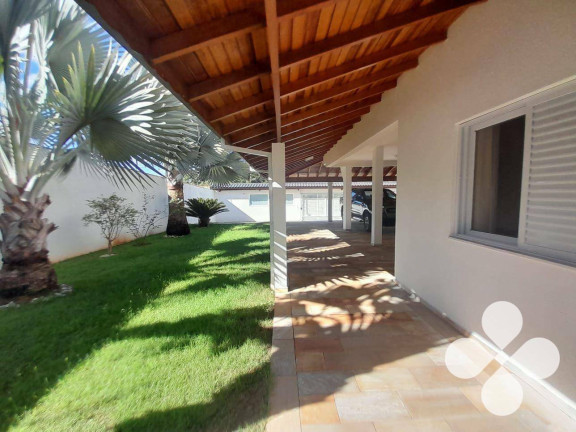 Imóvel com 5 Quartos à Venda, 429 m² em Centro - Peruíbe