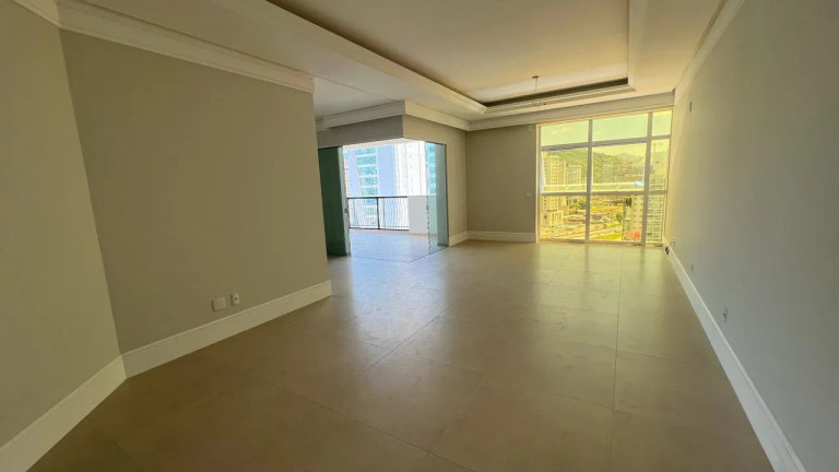 Imagem Apartamento com 4 Quartos à Venda, 190 m² em Meia Praia - Itapema Imagem Apartamento com 4 Quartos à Venda, 190 m² em Meia Praia - Itapema