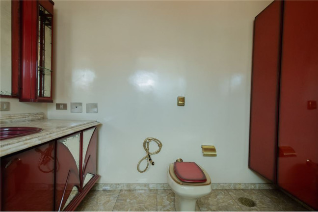 Imagem Casa com 5 Quartos à Venda, em Jardim Da Saúde - São Paulo Imagem Casa com 5 Quartos à Venda, em Jardim Da Saúde - São Paulo
