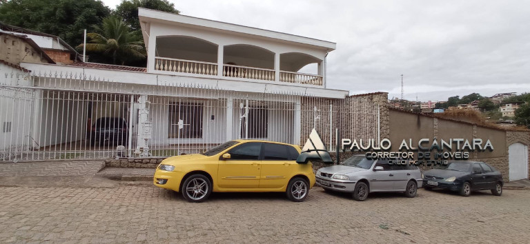 Casa com 5 Quartos à Venda, 530 m² em Todos Os Santos - Coronel Fabriciano
