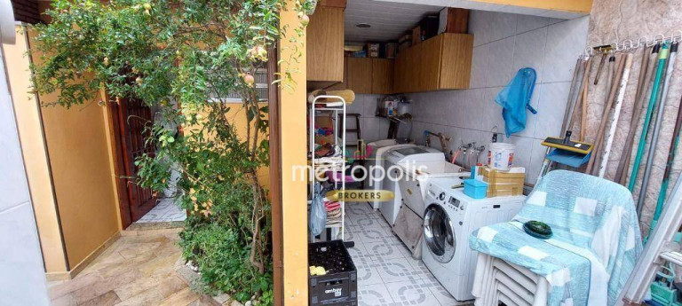 Imagem Sobrado com 4 Quartos à Venda, 322 m² em Santo Antônio - São Caetano Do Sul Imagem Sobrado com 4 Quartos à Venda, 322 m² em Santo Antônio - São Caetano Do Sul